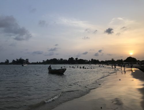A GUIDE TO VISITING TARKWA BAY BEACH LAGOS (TIPS & HACKS)